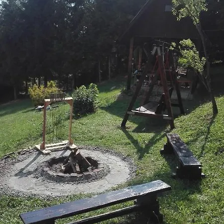 Dom 379 Hébergement de vacances *